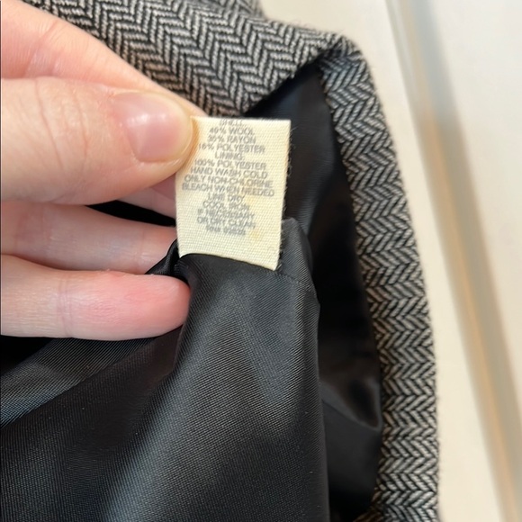 Y2k Fossil Gray Tailored Wool Blend Blazer with Notched Lapel - Size Small - Picture 14 of 14